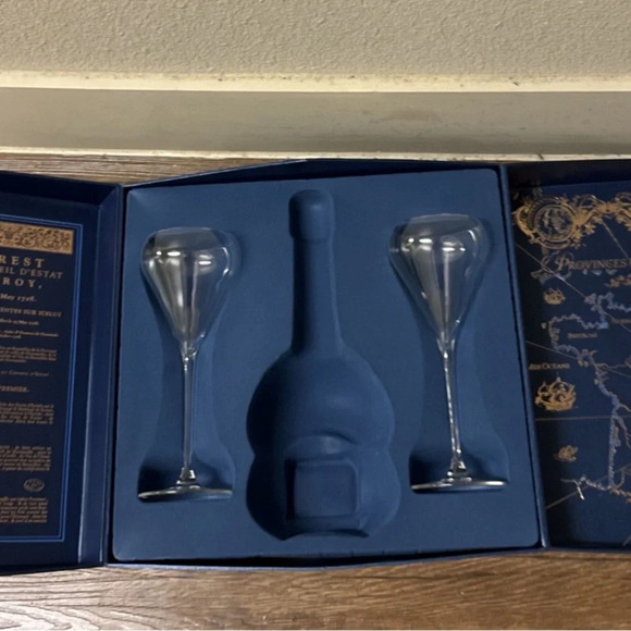 De Venoge Louis XV Champagne Gift “Boxes” W 2 Glass, 1996 -4 available - Picture 2 of 4